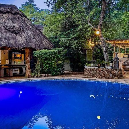 Victoria Falls Backpackers Lodge- Camp Sites Luaran gambar