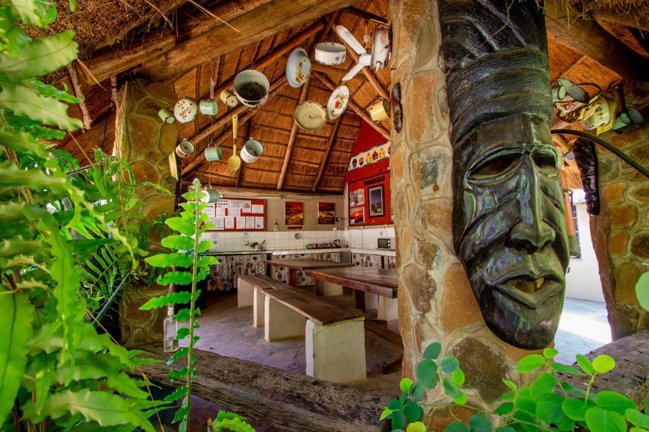 Victoria Falls Backpackers Lodge- Camp Sites Luaran gambar
