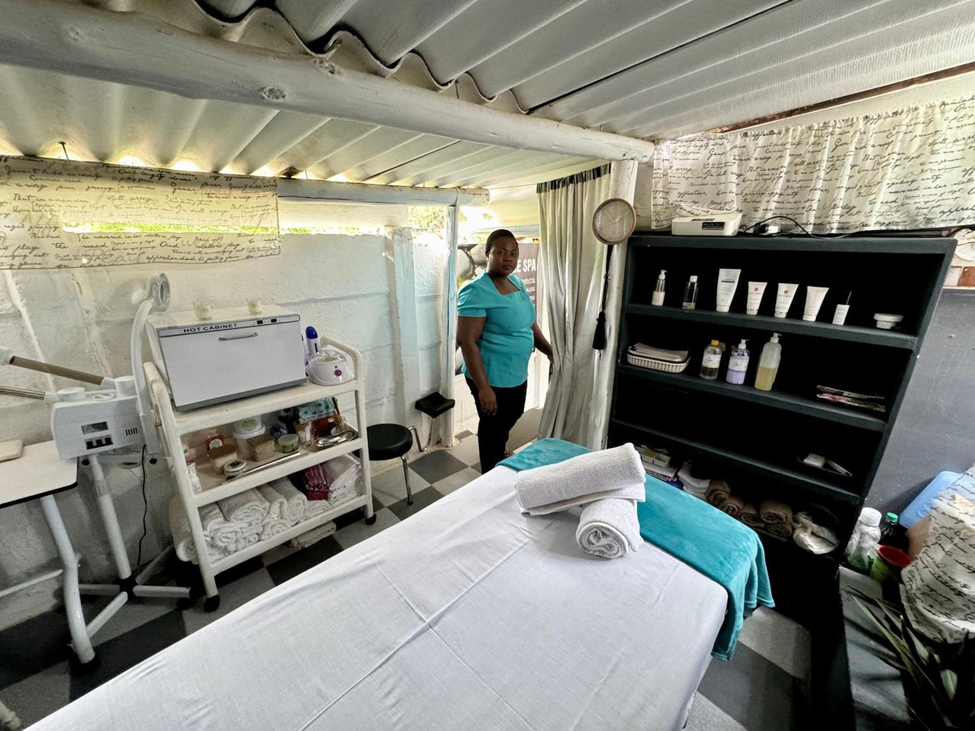 Victoria Falls Backpackers Lodge- Camp Sites Luaran gambar