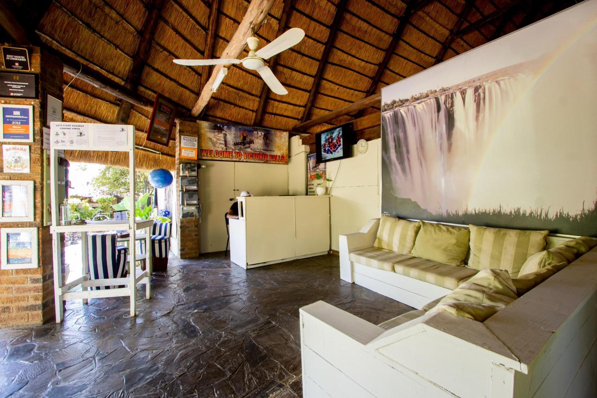 Victoria Falls Backpackers Lodge- Camp Sites Luaran gambar