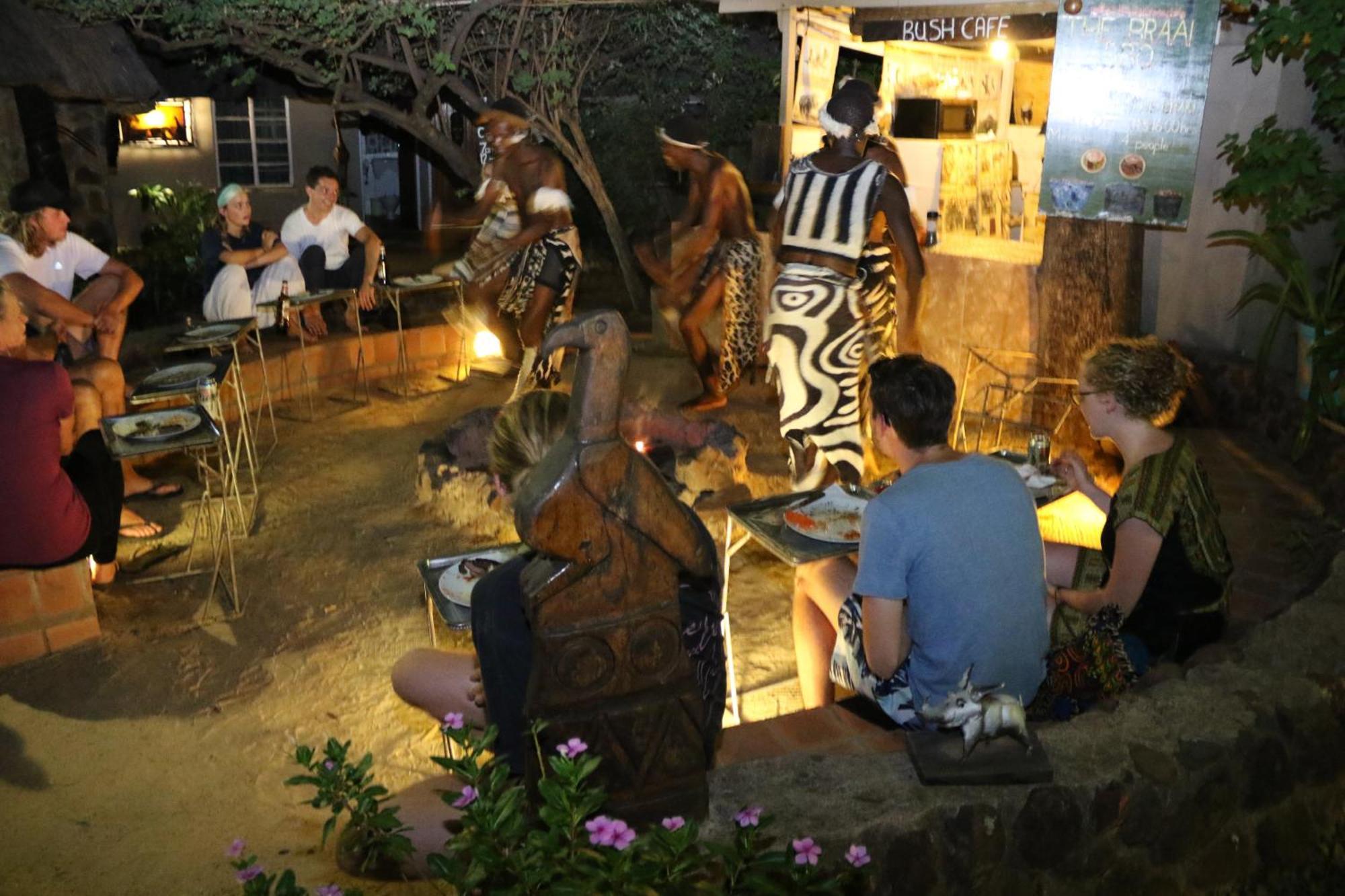 Victoria Falls Backpackers Lodge- Camp Sites Luaran gambar